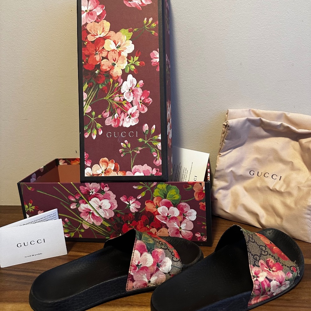 Gucci slides